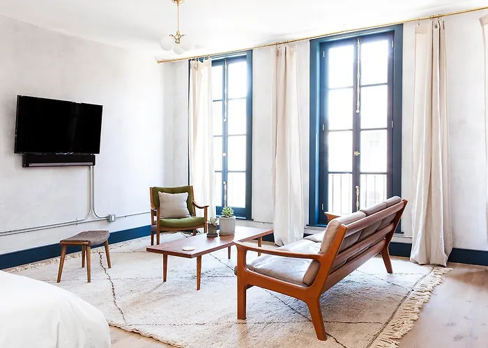 Lokal Hotel Old City