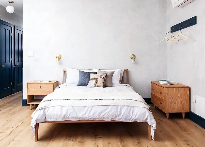 Lokal Hotel Old City
